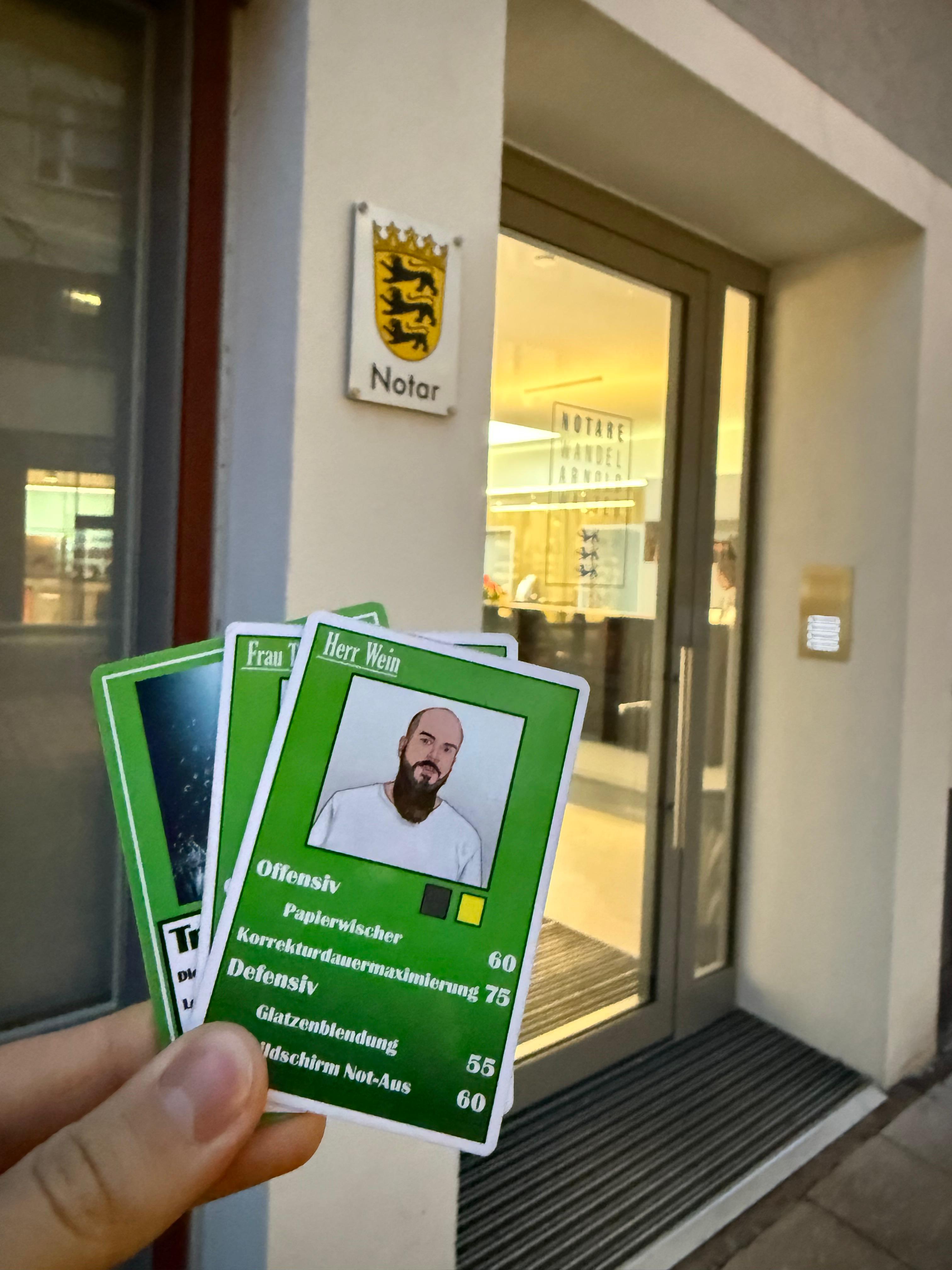 SchlossCards beim Notar